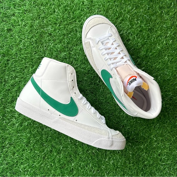 Nike Blazer Mid ‘77 - Picture 3 of 8